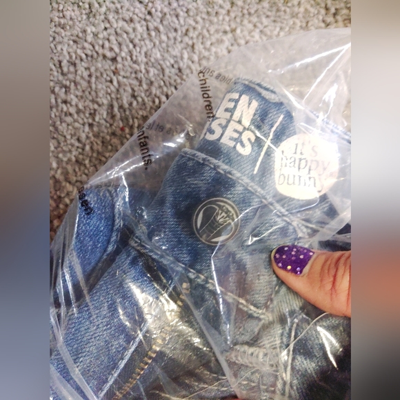 Broken Promises "don't leave" NWT - Picture 8 of 10